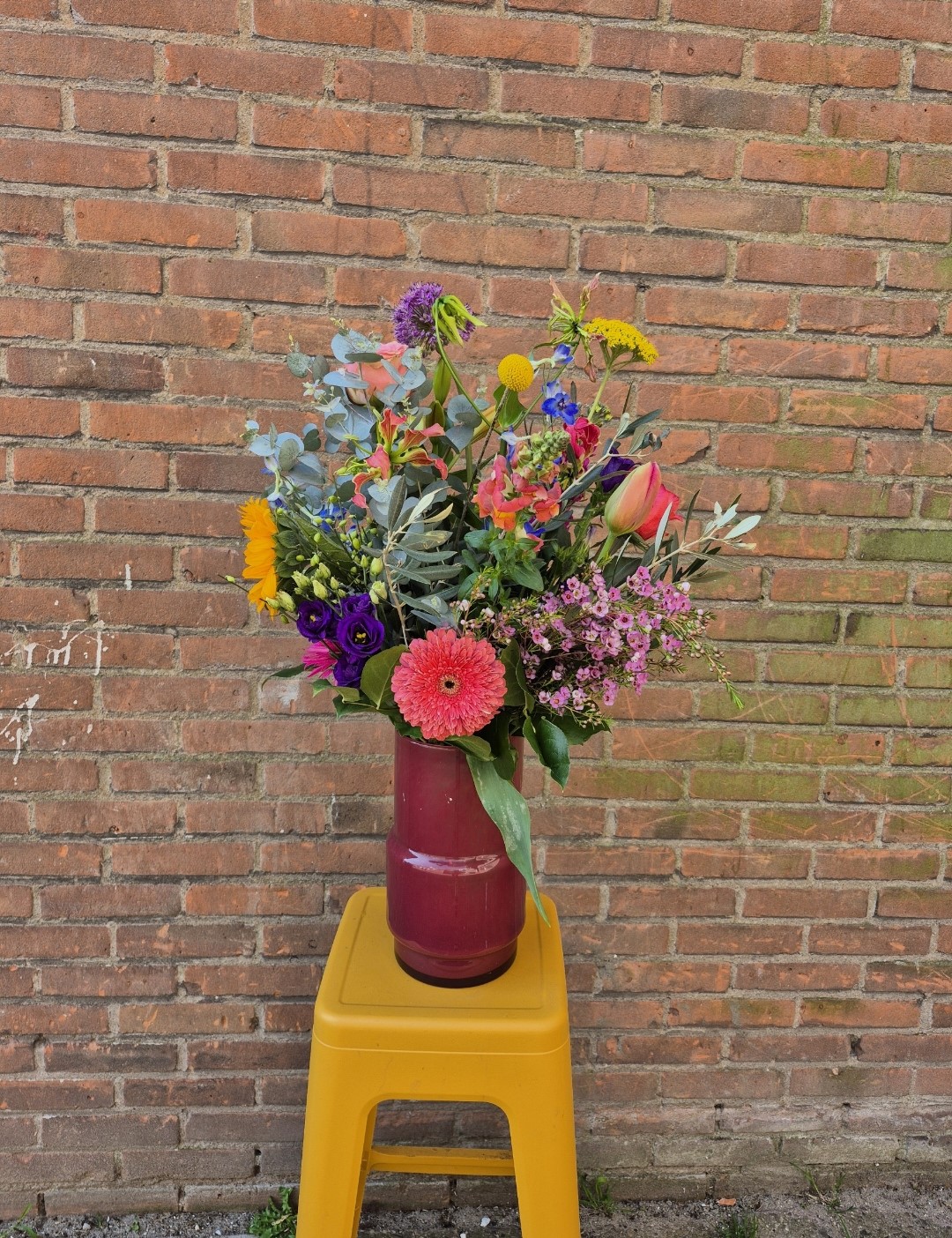 Boeket feestje in de vaas